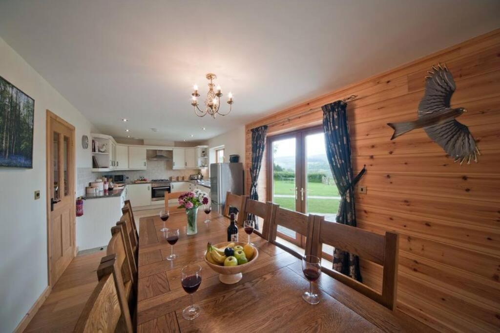 Beech Tree Eco Lodge 브레컨 외부 사진